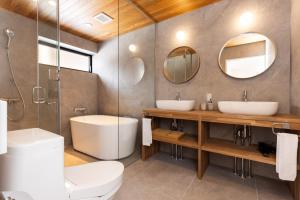 Hinoki Chalet by Hakuba White Fox Company