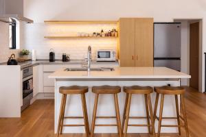 Hinoki Chalet by Hakuba White Fox Company