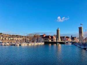 Appartements 40m2, 2 Pieces Hyper Centre Trouville Vue Mer Pour 4 personnes, Arlette Trouville ! : Appartement 1 Chambre