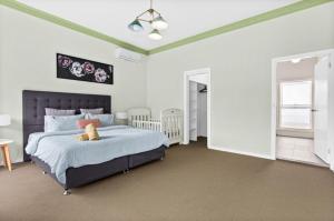 Loftus Spacious Getaway