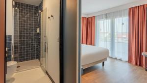 Hotels KYRIAD DAX - Saint Paul les Dax : photos des chambres