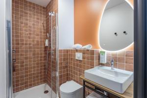 Hotels KYRIAD DAX - Saint Paul les Dax : Chambre Standard Lit Queen-Size