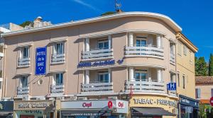 Hotels Hotel de la Baie : photos des chambres