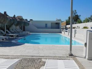 Perissa South Beach Suites