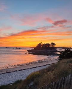 Maisons de vacances Ty Rosc-OFF, Plain-pied de charme, tout recent, a proximite immediate du centre de Roscoff : photos des chambres