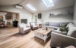 Cozy Home In Hornbæk With Wifi