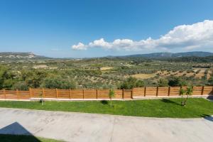 Butterfly Villa with stunning Sea and Valley Views