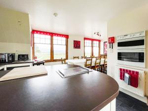 Fourpenny Cottage - Uk34744