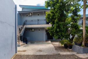 SPOT ON 2063 Bethania Residence