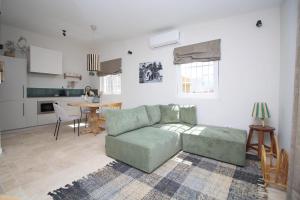 Banda del Mar Beach by Del Parque Flats