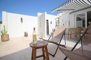 Banda del Mar Beach by Del Parque Flats