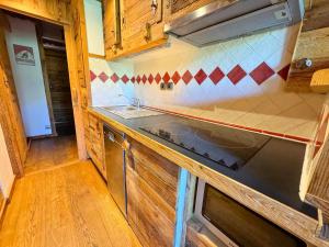 Résidence Necou - Studio avec lit clos savoyard au bord des pistes MAE-5374