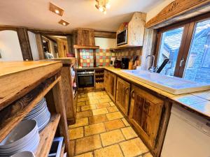 Chalet Necou - Magnifique Chalet au pied des pistes MAE-3754