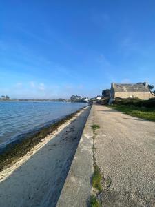 Studio indépendant 2 étoiles 200m de la mer