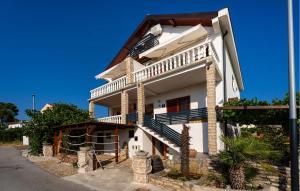 Stunning Apartment In Novigrad