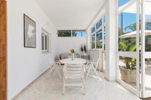 Villa Lina by BarbarHouse