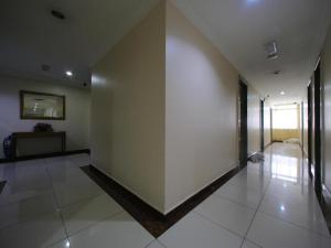 OYO 115 Hotel Safari 1