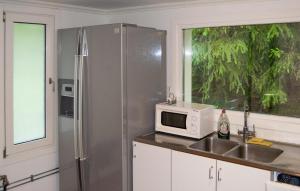 Gorgeous Home In Örebro With Sauna