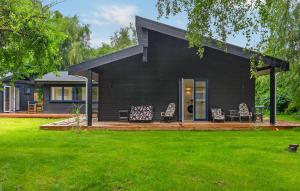 Amazing Home In Hundested With Kitchen