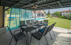 3 Bedroom Gorgeous Home In Pula