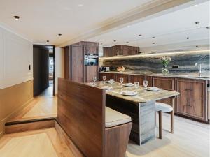 Merveil - Signature Suite - Eiffel Tower terrace