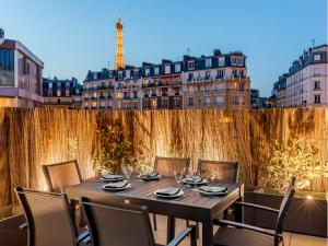 Merveil - Signature Suite - Eiffel Tower terrace