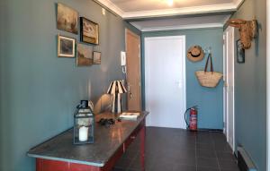 2 Bedroom Amazing Apartment In Oostende