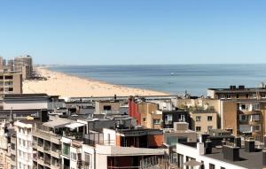2 Bedroom Amazing Apartment In Oostende