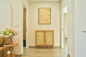 Nijo KAYA Suites - Terra Royal Tower, Highclass, Central & Poker Table