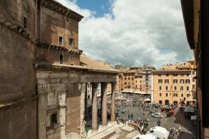 A Window on Pantheon