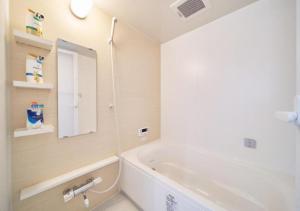 Namba Kuromon Market Yuzuki102