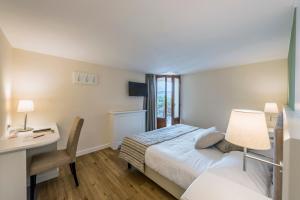 Double Room with City View room in Hotel Garni Corona