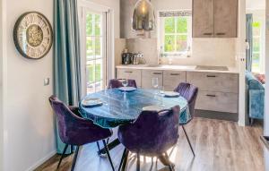 Cozy Home In Hoge Hexel With Sauna