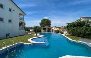 Stunning Home In Porec