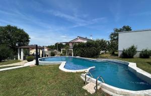 Stunning Home In Porec