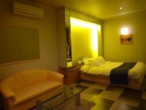 ホテルカホウ 市原店