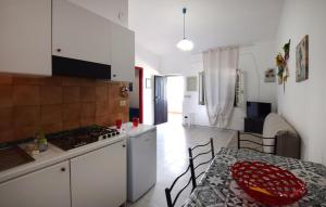 2 Bedroom Lovely Apartment In Parghelia