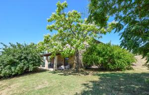 Stunning Apartment In San Vito In Monte