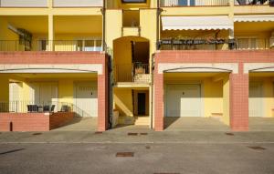 Cozy Apartment In Scarlino