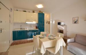 Cozy Apartment In Scarlino