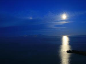 IZU RETREAT by Onko Chishin