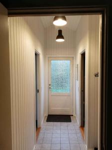 Cozy Bright Cottage Near Marielyst And Beach