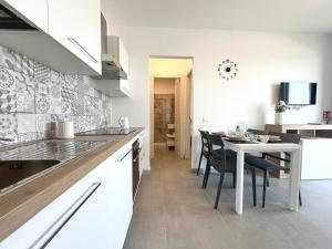 MarzaParadise Private Courtyard 2 Pools Park