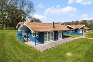 Beach, Starry Sky And Peace By The Water