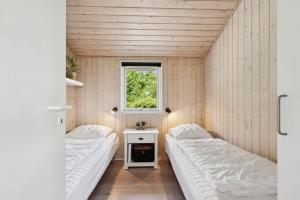 View, Coziness & Beach Holiday At Mommark