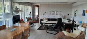 Cozy Holiday Home With Sea View