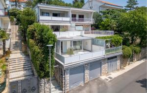 1 Bedroom Gorgeous Apartment In Dramalj