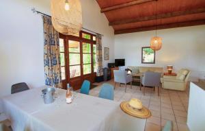 Maisons de vacances La Barraliere : photos des chambres
