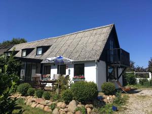 Old Guardhouse On West Møn - 4hvězdičkové hotely ve městě Askeby