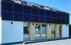 Amazing Apartment In Nowecin With Wifi